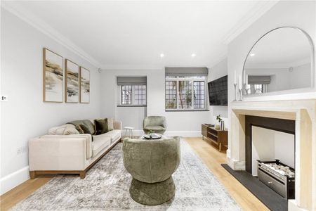 A smart furnished two bedroom, two bathroom flat with patio area. Located on the western side of this beautiful square enviably positioned on the Knightsbridge & Chelsea borders. Tenancy Length: Minimum 12 months EPC rating: C | Council Tax Band G - Photo 4