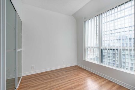 For Lease - 92 King Street Unit# 1701, Toronto, Ontario - Photo 3
