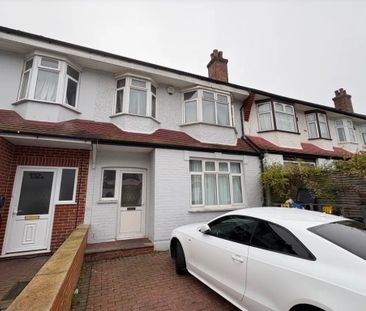 Bedsit, Arcadian Gardens, N22 - Photo 3