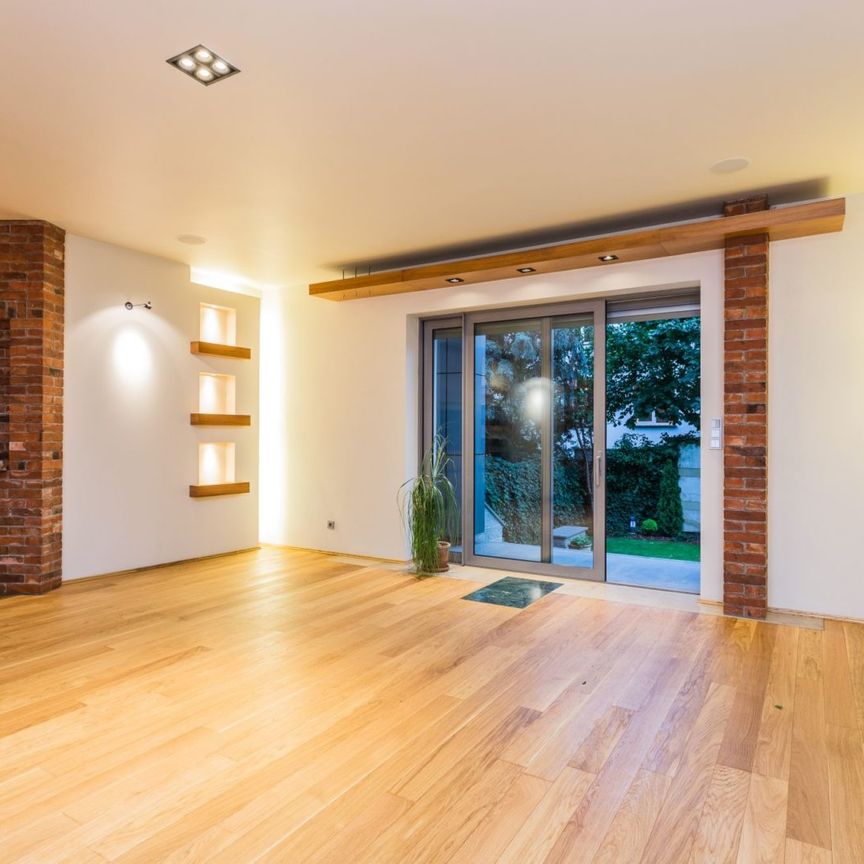 Dom 320 mkw. , Sadyba, 16.000PLN - Фото 1