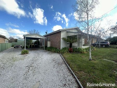 9 Thomas Street, Orange, NSW 2800 - Photo 2