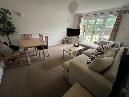Room in a Shared Flat, Enversham Court, SE23 - Photo 4