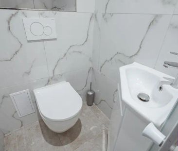 Pronájem bytu 1+kk 16 m - Fotografie 6