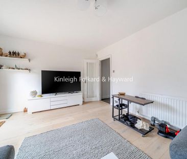 3 bedroom end of terrace house to rent - Photo 1