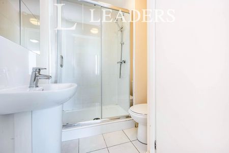 2 bedroom apartment to rent Silbury Boulevard, Milton Keynes, MK9 - Photo 4