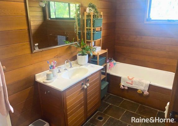 Family Comfort in a Quiet Neighbourhood - Photo 1