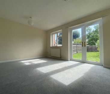 2 bedroom house to rent - Photo 1