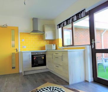 5A Porterbrook Apartments, Broomhall – BILLS INCLUDED! - Photo 4