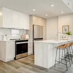 1 room apartment of 107m² in Laval - Photo 2