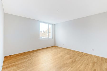 MODERNE WOHNUNG MITTEN IM ZENTRUM VON AARWANGEN - Foto 4