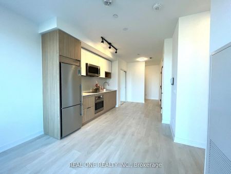 5 Defries Street #202 - Photo 5