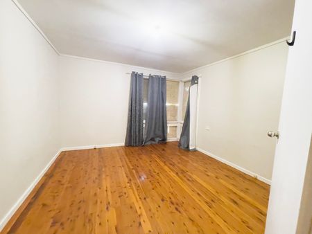 Good Sized Family Home - Photo 2