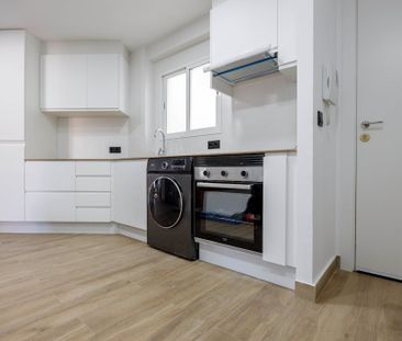 Carrer de lArquitecte Arnau, Valencia, Valencian Community 46020 - Photo 5