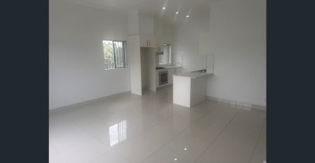 REDUCED PRICE 2 Bed Unit Located In Prime Location - Photo 4