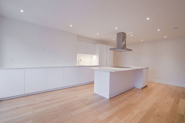 3421 Rue Drummond - Photo 1