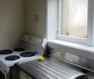 Ground Floor Two-Bedroom Unit - Photo 4