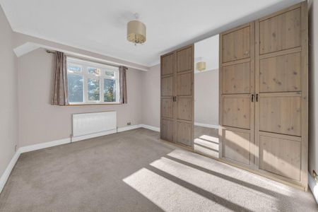 4 bedroom terraced house to rent - Photo 4