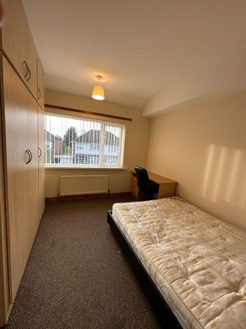 5 Bed Semi-Detached House, Bonnington Road, LE2 - Photo 5