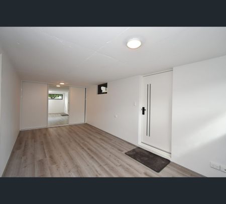 2 Wren Close, Willetton, WA 6155 - Photo 2
