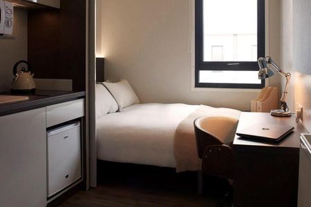 Studio to rent - Photo 2