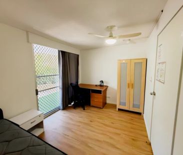 77 Sir Fred Schonell Dr, Brisbane - Photo 3