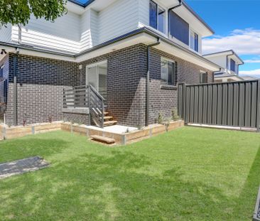 Brand New Four Bedroom Townhouse In Great Location! - Photo 2