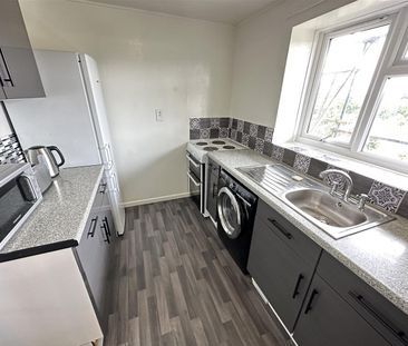 Shawsway, Twerton, Bath - Photo 1