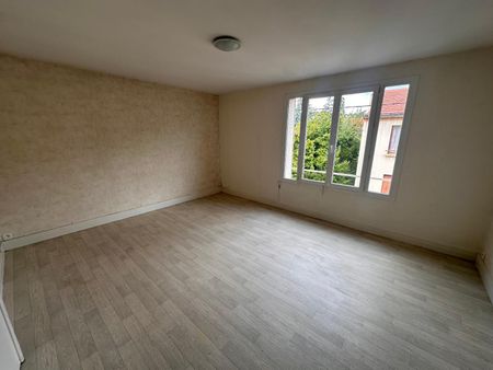 Location Appartement 3 pièces 64m² CLERMONT FERRAND 63000 - Photo 2