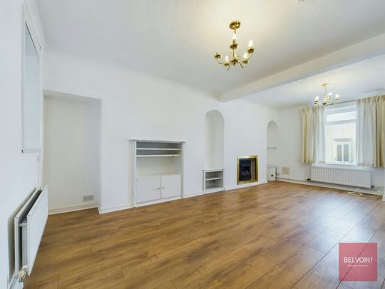 Terraced House to rent on - Photo 1