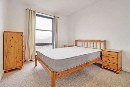 Midsummer Court, Manhattan Drive, Cambridge, CB4 - Photo 4