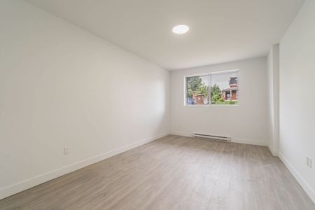 24 Boul. St-Elzear O., #3 - Photo 3