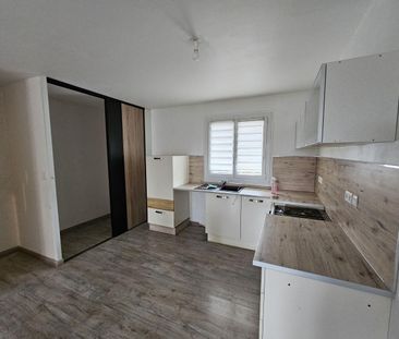 Location Maison 3 pièces 68m² VONNAS 01540 - Photo 3