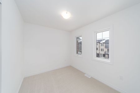 For Lease - 12 Wagon Lane, Barrie, Ontario - Photo 4