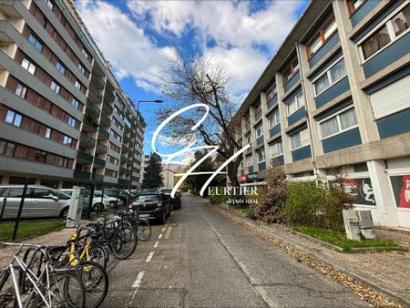 Grenoble - Appartement T3 - Spacieux et lumineux - Photo 2