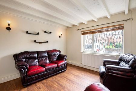 2 bedroom end of terrace house to rent - Photo 4