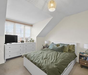 2 bedroom apartment to rent - Photo 4