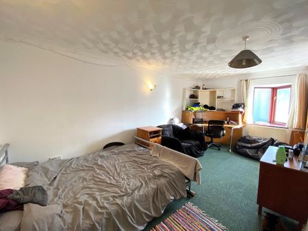 5 bedroom terraced house to rent - Photo 4