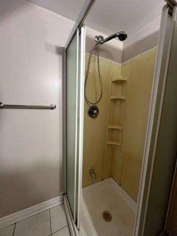 For Lease - 9 Dalbeattie Avenue Unit# Basement 2, Toronto, Ontario - Photo 4