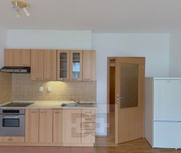 Pronájem bytu 1+kk a garsoniéry 31 m² - Photo 2