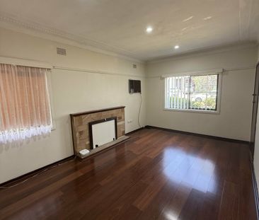 6 Blackall Street, Revesby NSW - Photo 6