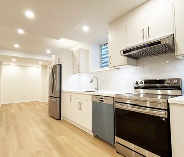 For Lease - 19 William Crawley Way, Oakville, Ontario - Photo 5