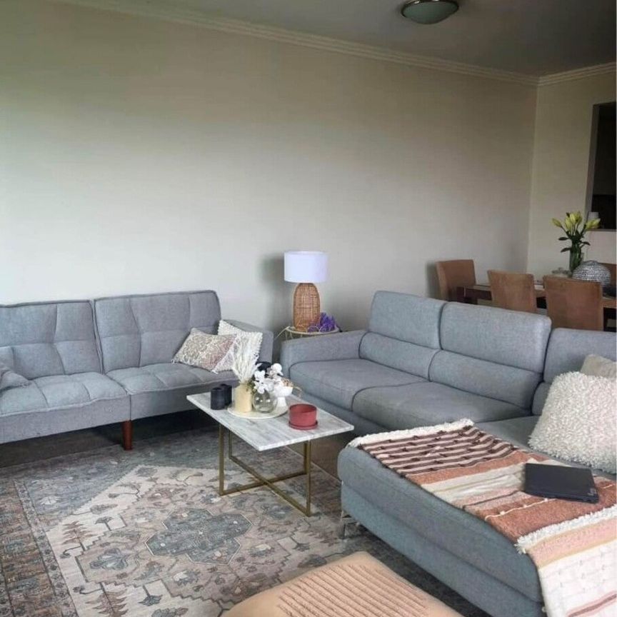 Meadowbank - Photo 1