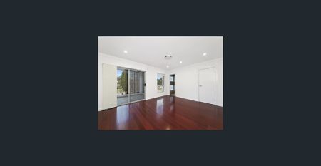 LIGHT, BRIGHT & MODERN - Photo 5