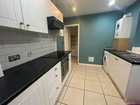 Wells Street, Swindon - Photo 5