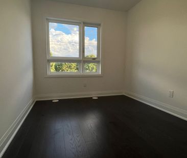 For Lease - 50 Carole Bell Way, Markham, Ontario - Photo 3