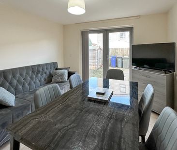 Room in a Shared House, Ashton Old Road, M11 - Photo 6