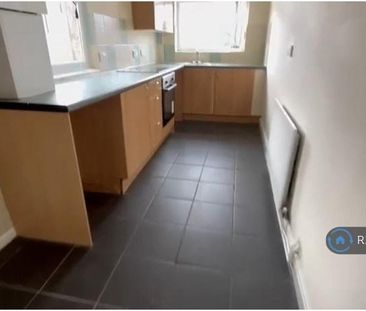 2 bedroom detached house to rent - Photo 5