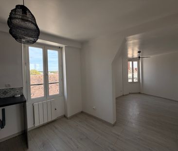 Location Appartement 2 pièces 34m² - Photo 3