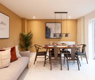 4 bedroom detached house to rent - Photo 2