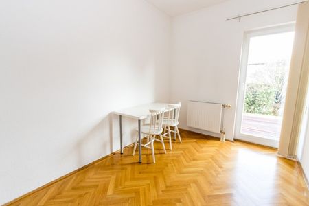 Barlang utca - Fotó 2